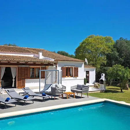 Schoenes In Mit Privatem Pool Pollenca